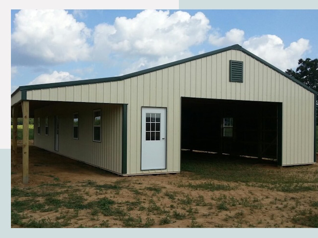 Строительство конюшен в Шахтах