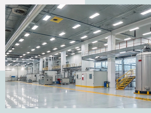 Освещение ангаров в Шахтах от 651 руб. - Эффективные решения