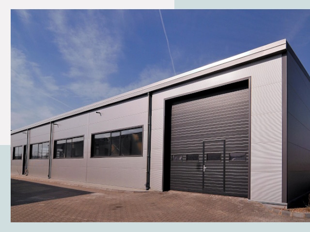 Быстровозводимые склады от СтальСтрой-Шхт по цене 651 руб.